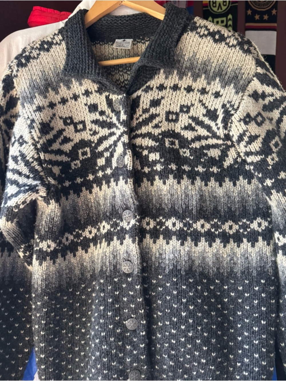 Nordic-Pattern Button Cardigan Sweater in Gray and Cream